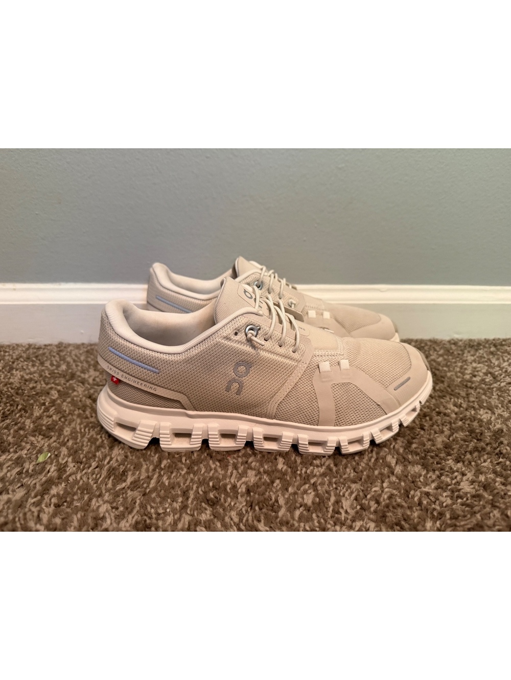 On Cloud 6 Running Sneakers Women’s 7.5
